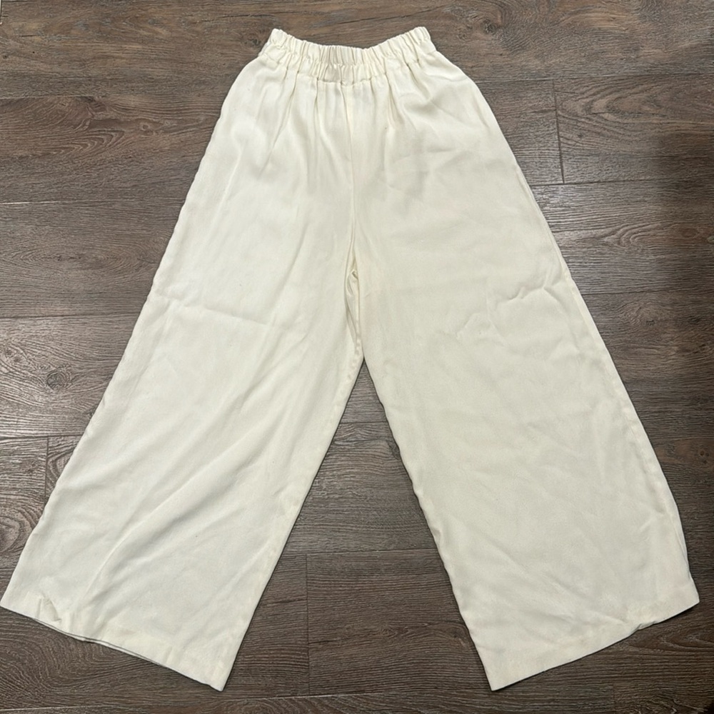 Wide Leg Crop Trousers